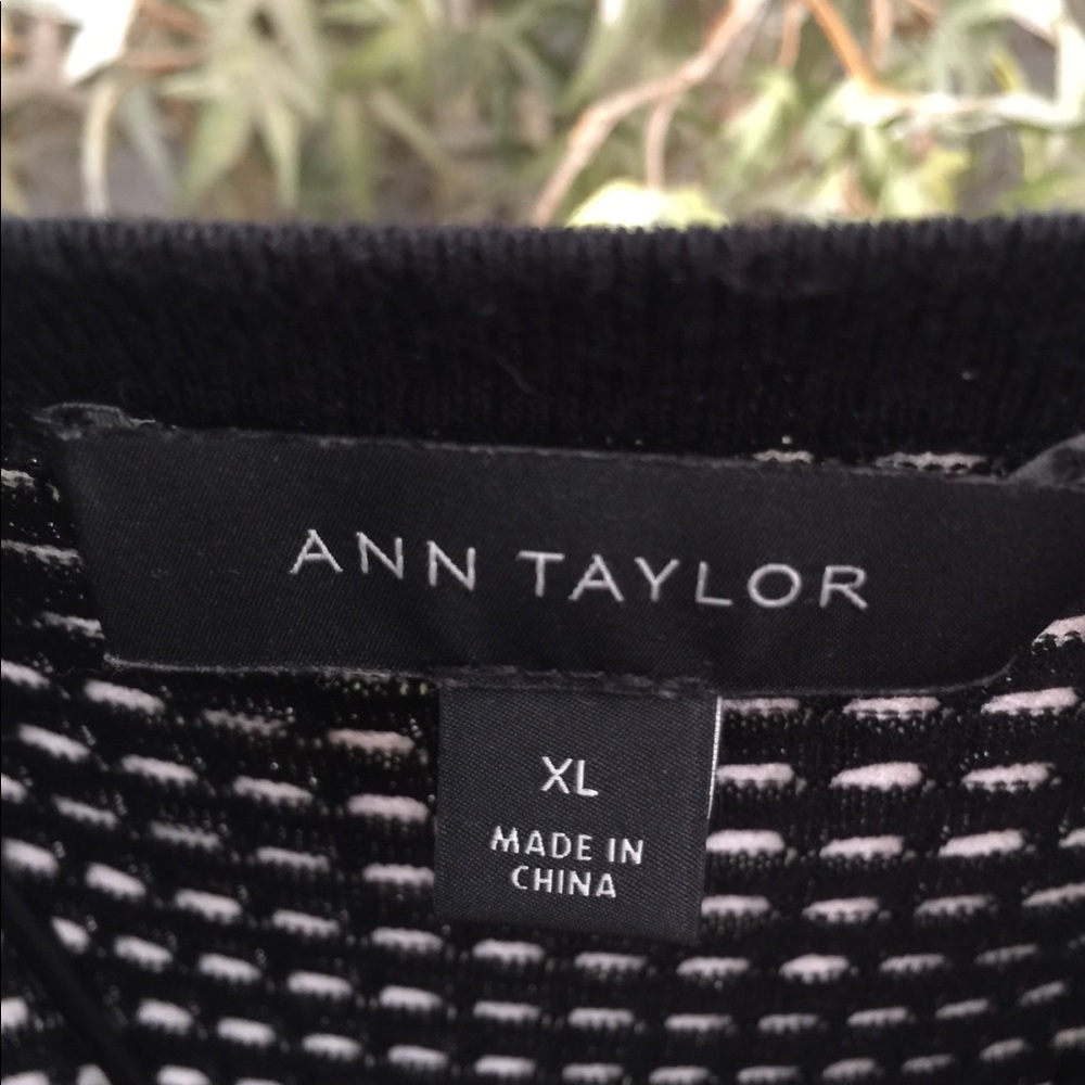 Black polka dot cardigan sweater fro Ann Taylor XL - Picture 2 of 4